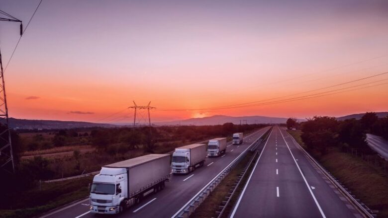 トラック運転手 向き不向き