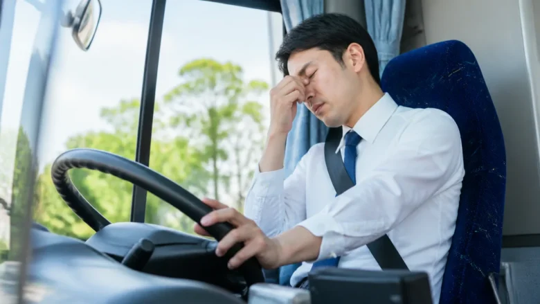観光バス運転手がきついといわれる主な理由