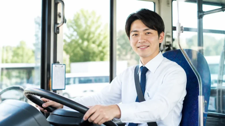 バス 運転手 年収 1000万