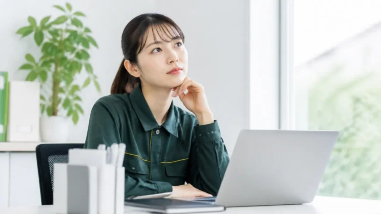 給与や賞与への納得感は雇用形態と業務量によって変わる